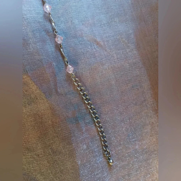 A Vintage Pink Primrose Crystal Flower Necklace - Picture 9 of 11